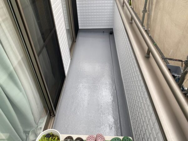 藤沢市 T様邸 屋根カバー工法・外壁・コーキング・バルコニー防水工事