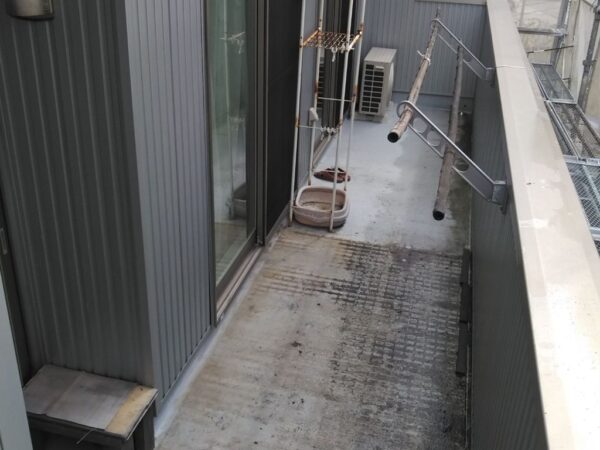 藤沢市　F様邸 屋根・付帯部塗装・バルコニー防水工事-施工前画像