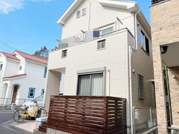藤沢市 K様邸 外壁・屋根・付帯部・ウッドデッキ塗装・バルコニー防水工事-施工事例