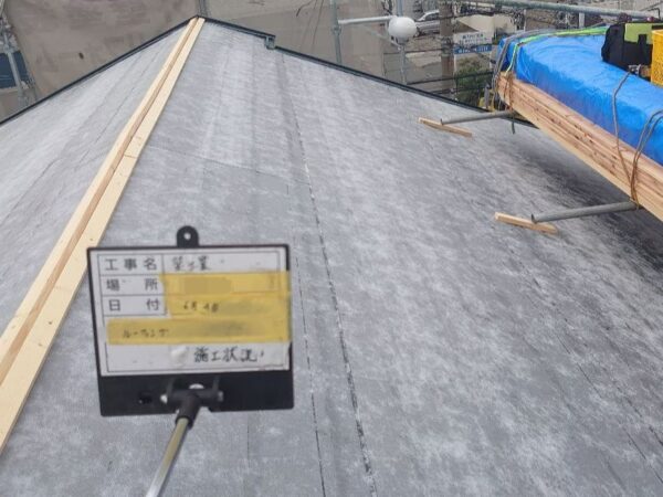 藤沢市 Ｗ様邸 外壁・付帯部塗装・バルコニー防水・屋根カバー工事-施工中