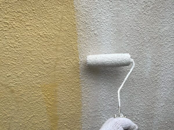 藤沢市 Ｍ様邸 外壁・付帯部塗装・屋根カバー工事-施工中