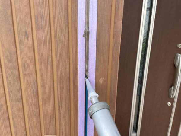 藤沢市 Ｈ様邸 外壁・屋根・付帯部塗装・バルコニー防水・屋根カバー工事-施工中