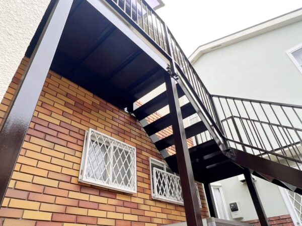 藤沢市 Ｔ様邸 外壁・付帯部・鉄骨階段塗装工事-施工後