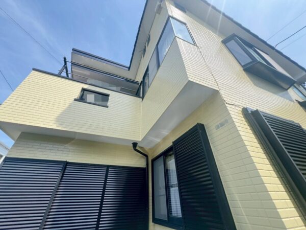 施工後 藤沢市 T様邸 外壁・付帯部塗装・屋根カバー工事-施工後
