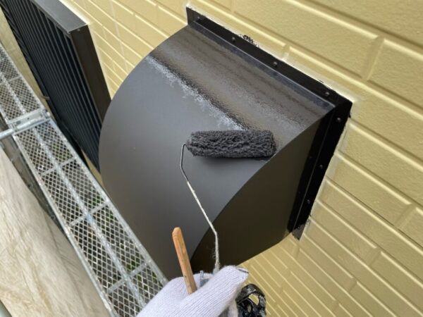 換気フード上塗り一回目 換気フード上塗り一回目